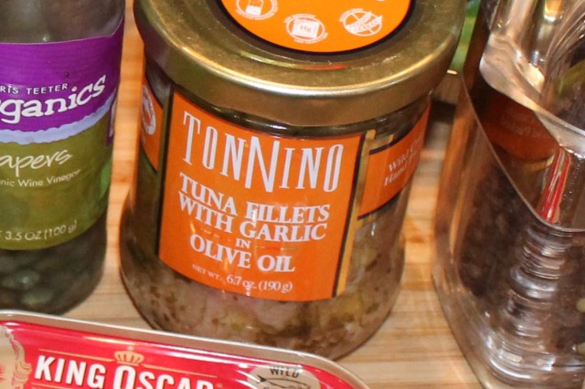 tuna filets in olive oil